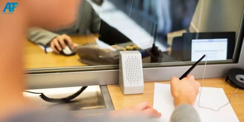 uses-voice-recognition-banking